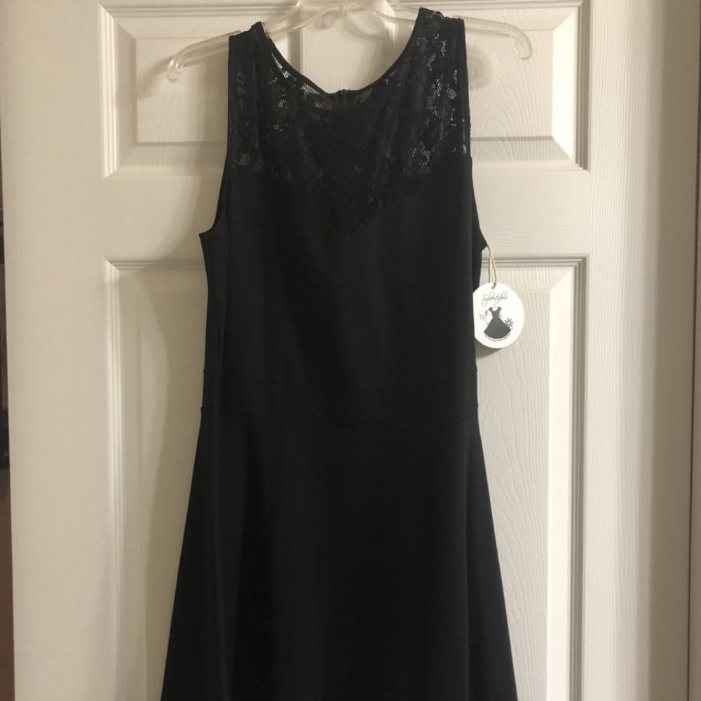 Sylvestidoso // Little Black Dress (LBD) Casual Cocktail Party Dress